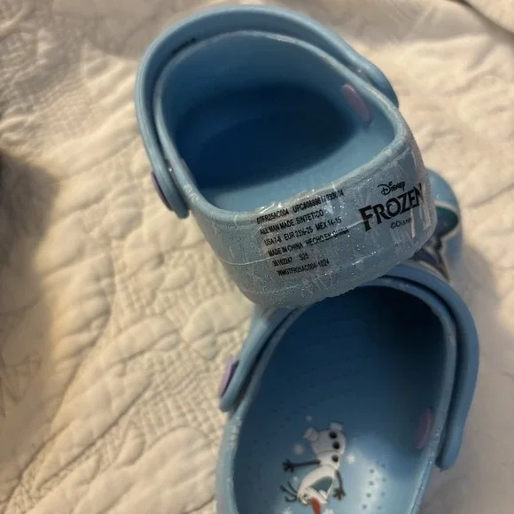 Disney's Frozen Slip On Shoes, Girls‎ Size 7-8 Elsa Ahna Olaf  Adjustable Strap - Picture 5 of 9